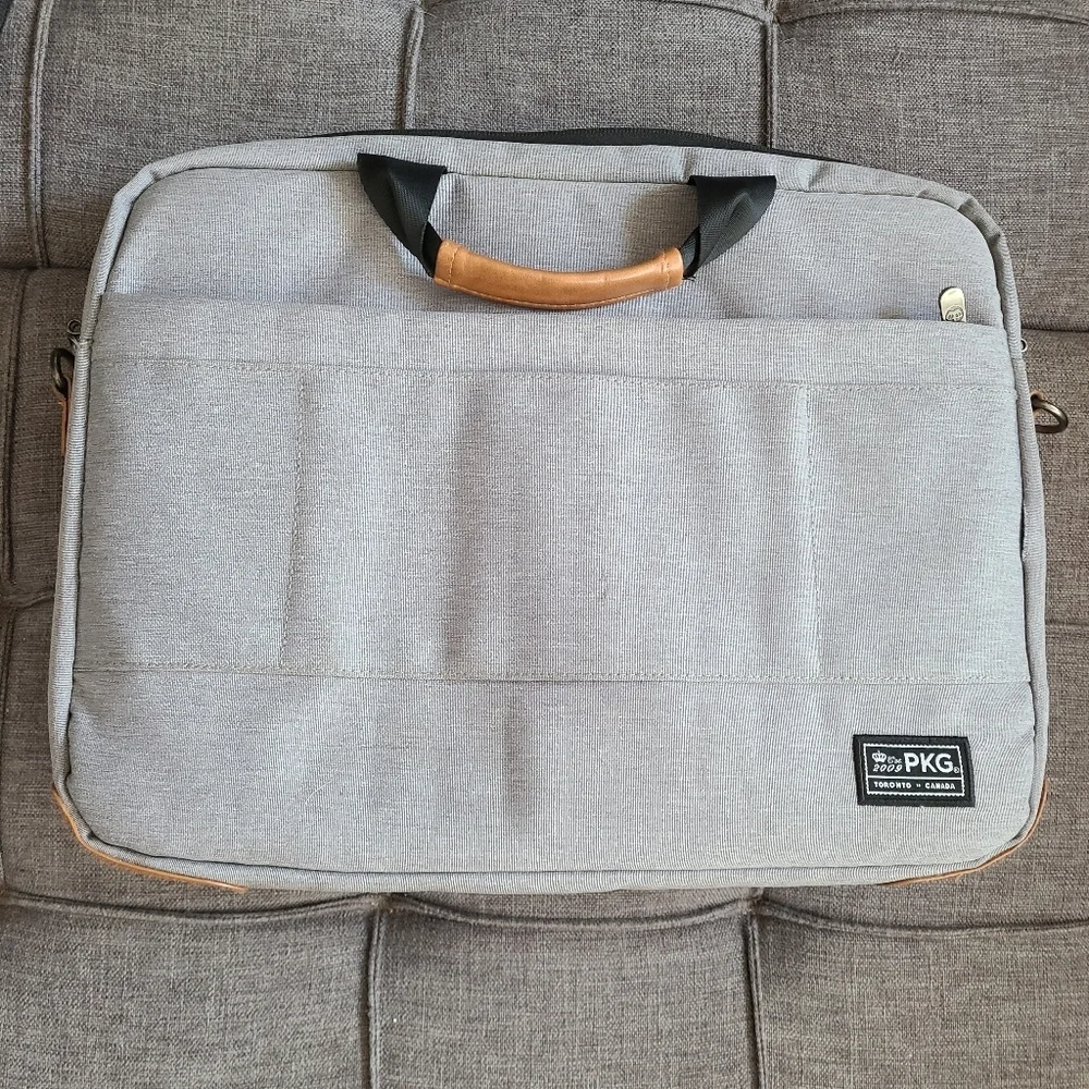 PKG International Spadina 10L Charcoal Messenger‎ Bag
